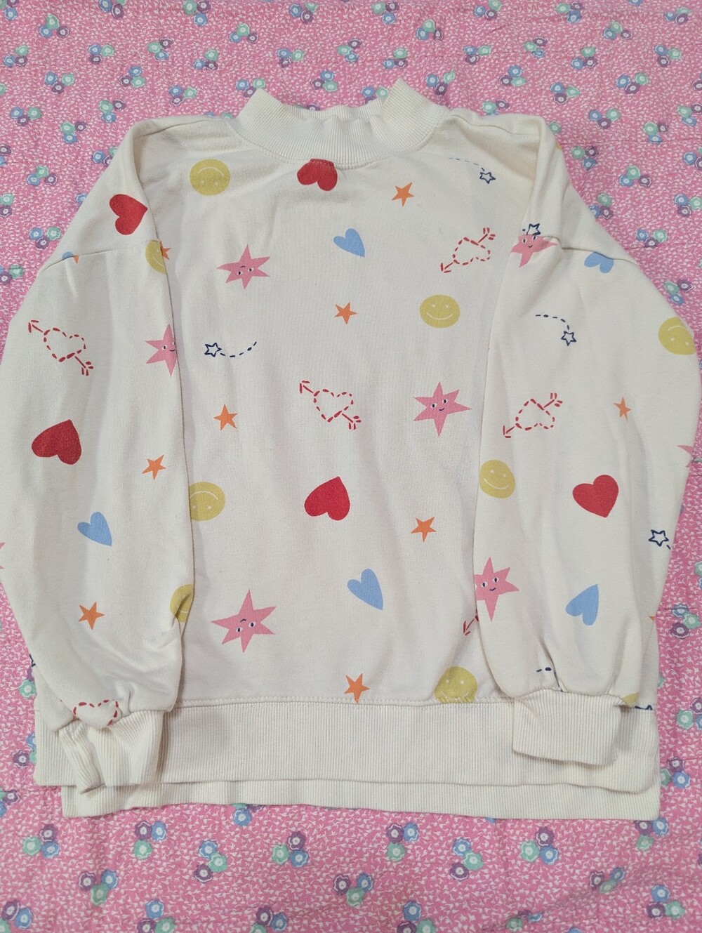 Old Navy Cream Cute Heart & Star Print Sweatshirt, Size 8